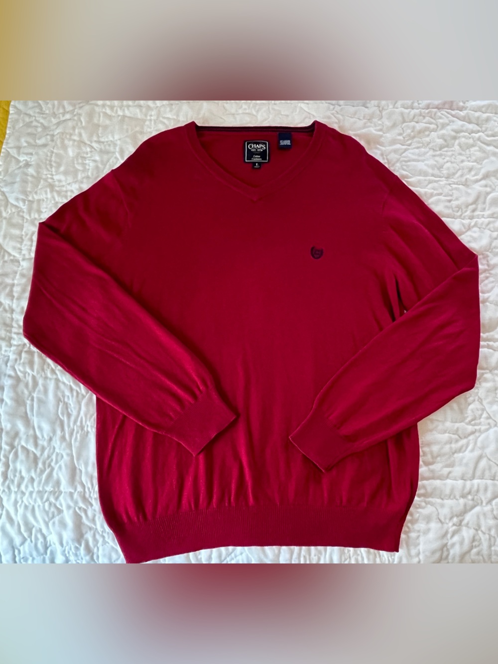 Chaps Men's V-Neck Cashmere Sweater in Burgundy